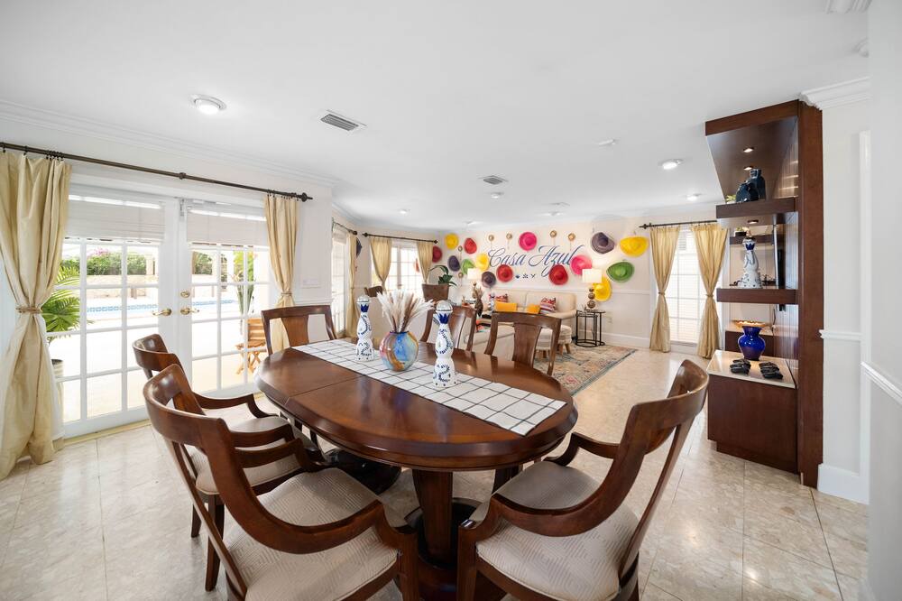 Photo of Kitchen in Northeast Coconut Grove