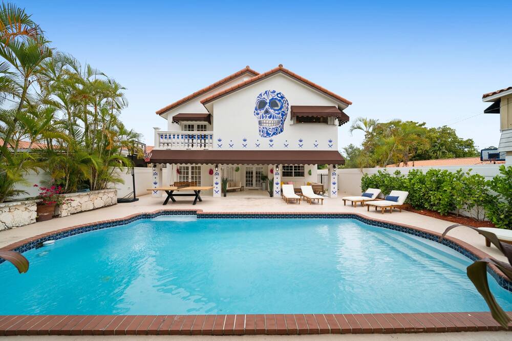 Photo of Outdoor in Northeast Coconut Grove