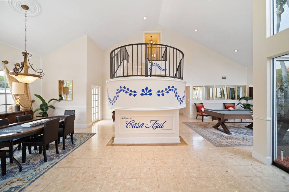 Photo of Bedroom in Northeast Coconut Grove