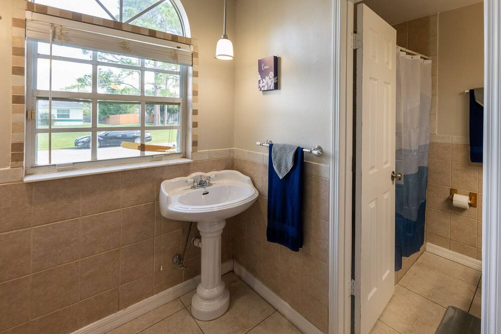 Photo of Bathroom in Palm Bay