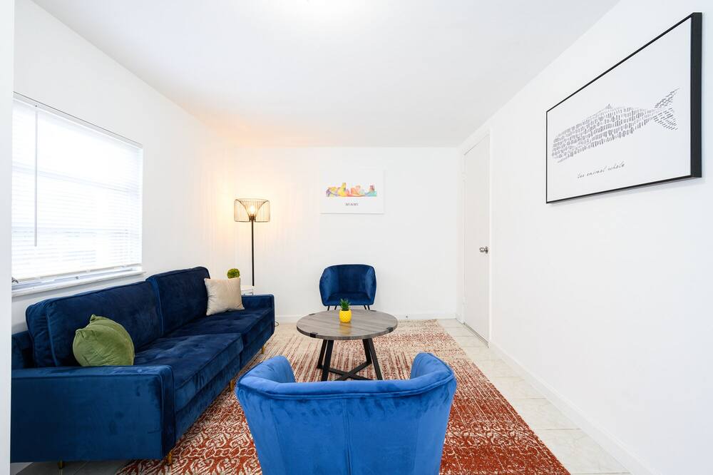 Photo of Livingroom in West Hollywood