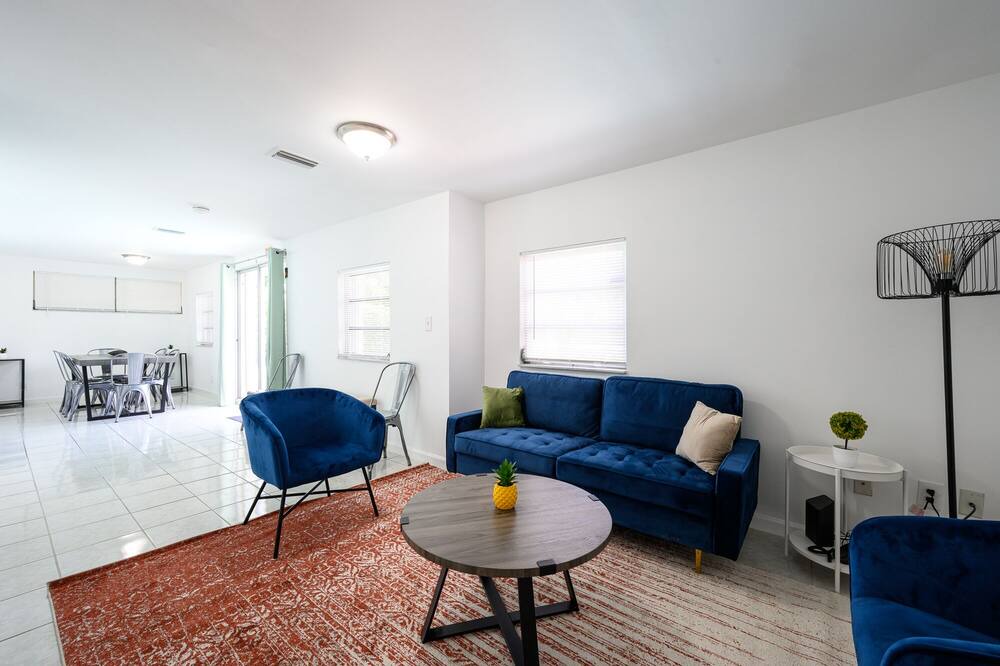 Photo of Livingroom in West Hollywood