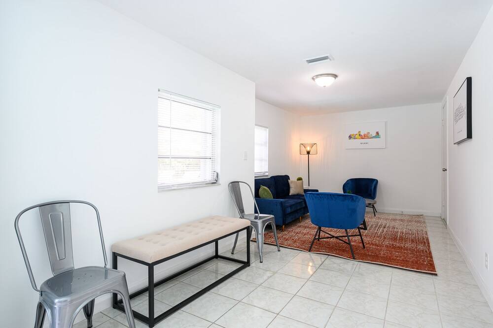 Photo of Livingroom in West Hollywood