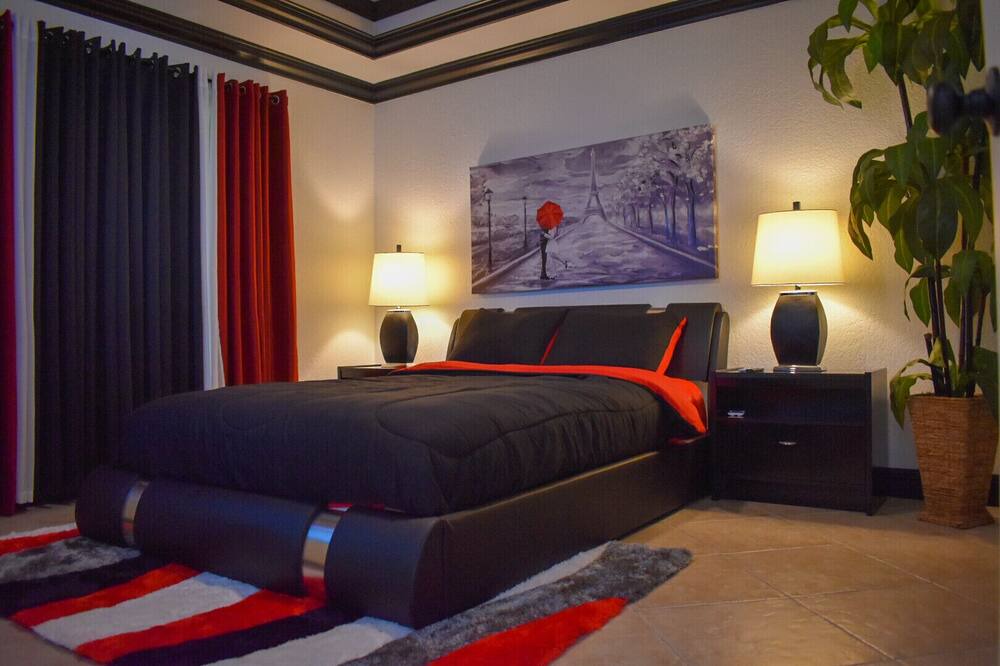 Photo of Bedroom in Poinciana
