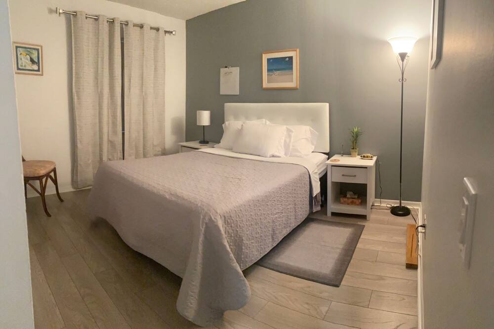 Photo of Bedroom in Tropic