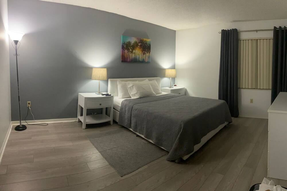 Photo of Bedroom in Tropic