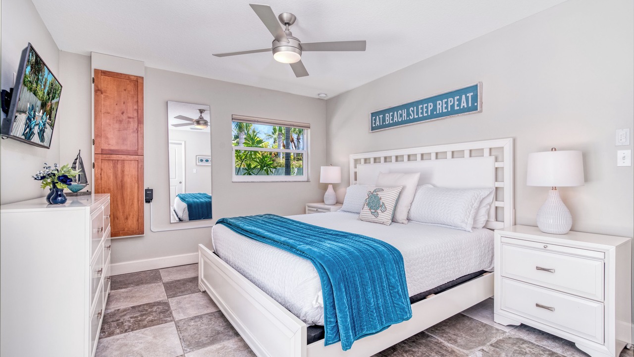 Photo of Bedroom in Bay Isle
