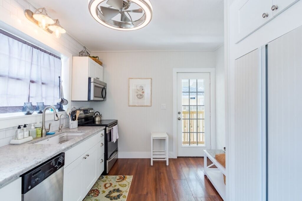 Photo of Kitchen in Gillespie Park