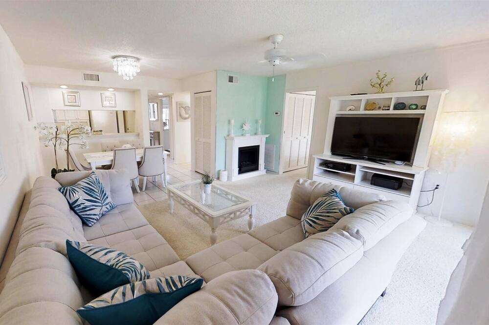 Photo of Livingroom in The Meadows