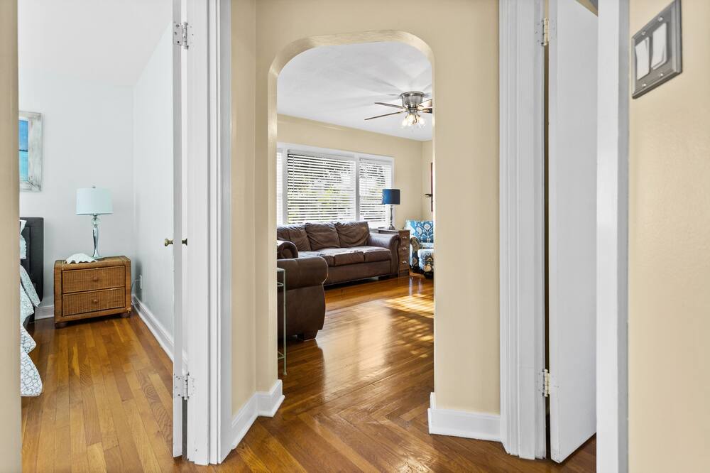 Photo of Bedroom in United Central