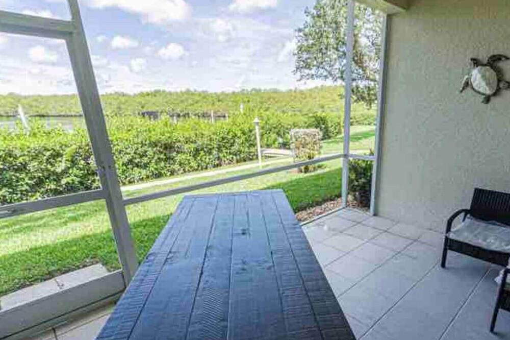 Photo of Patio Balcony in Naples