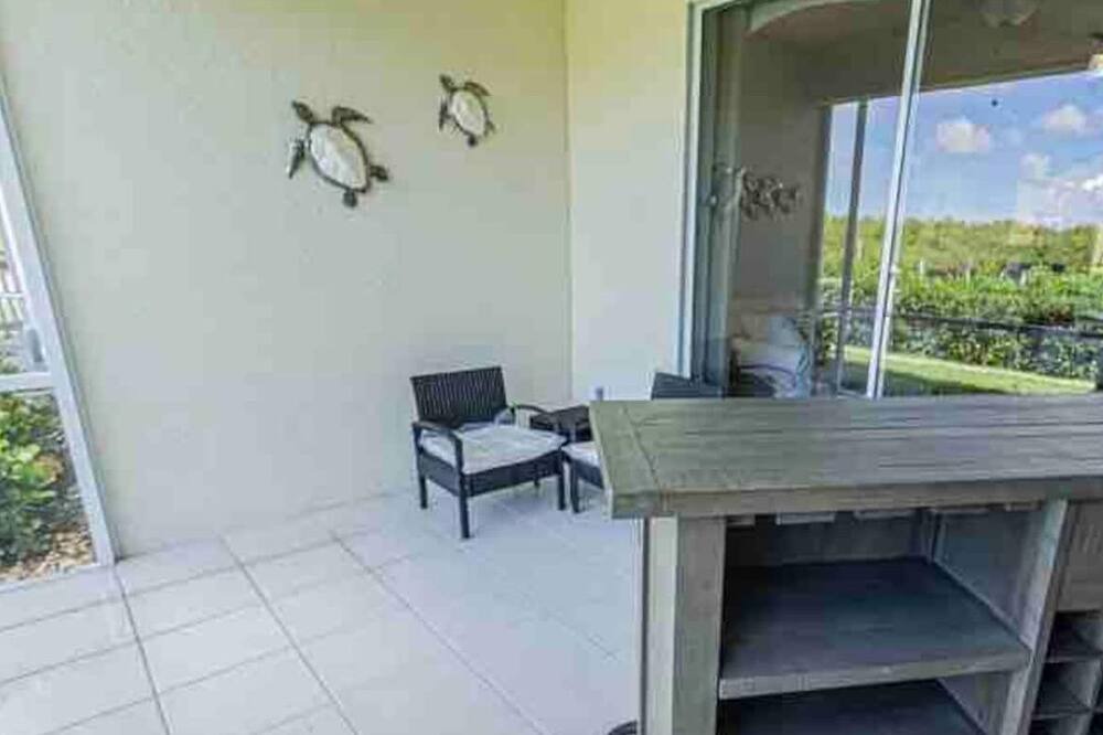Photo of Patio Balcony in Naples