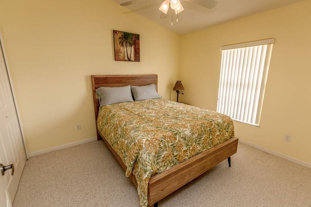 Photo of Bedroom in Sebastian Highlands