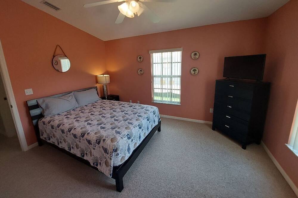 Photo of Bedroom in Sebastian Highlands