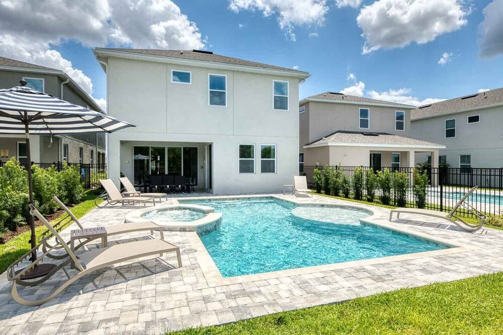 Photo of Outdoor in Bay Lake