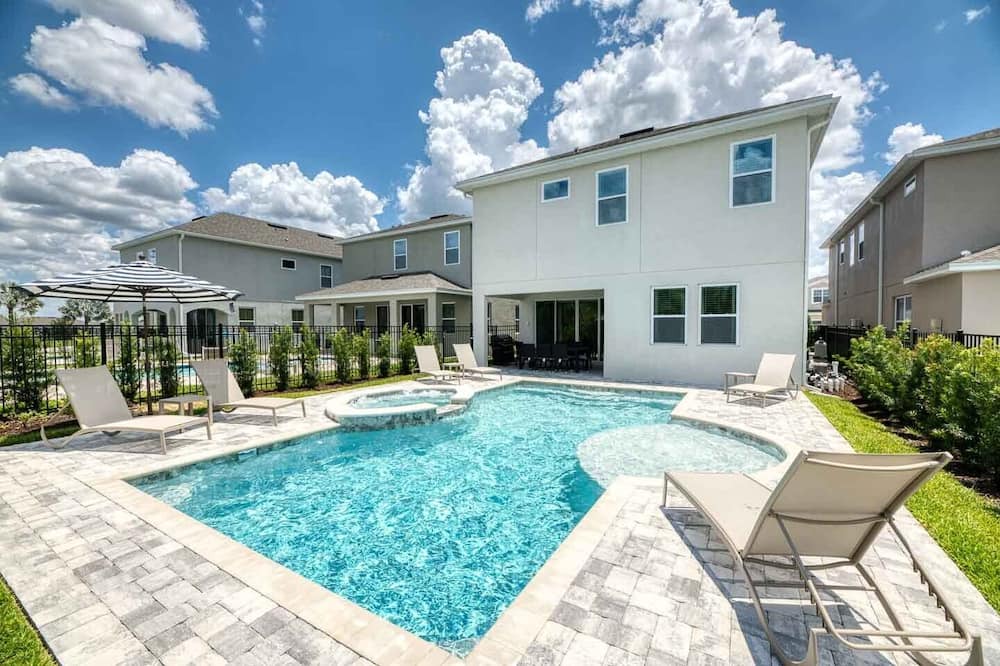 Photo of Outdoor in Bay Lake