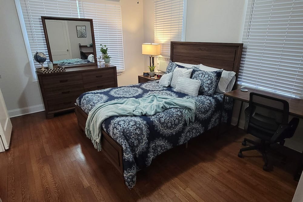Photo of Bedroom in Courier City - Oscawana