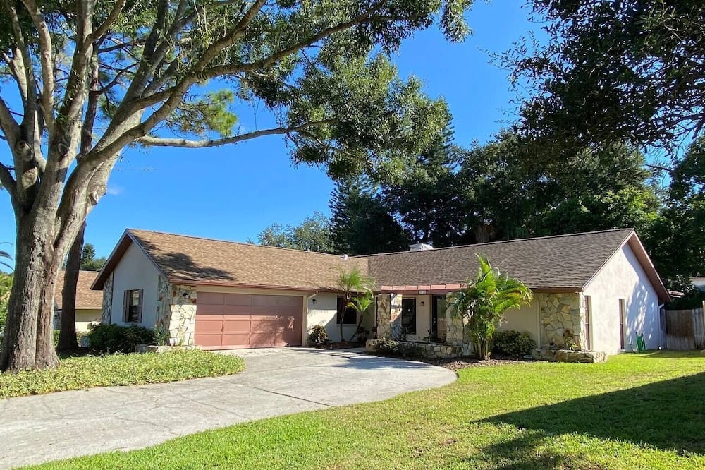 Photo of Outdoor in Lake Valencia
