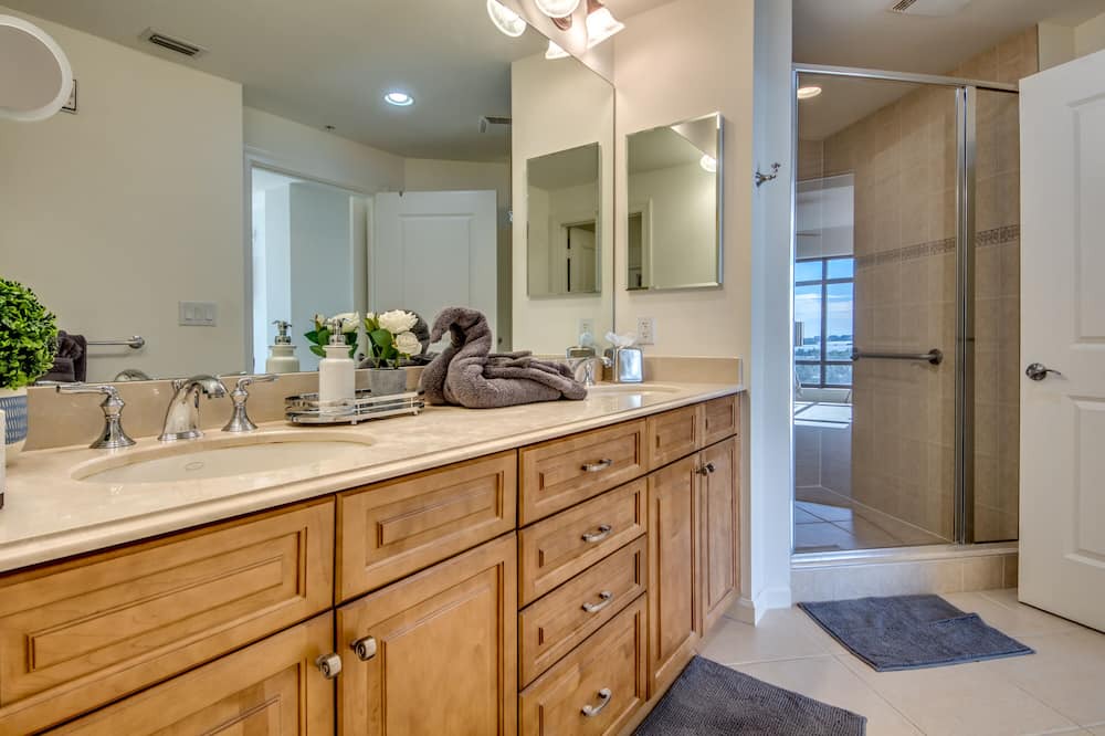 Photo of Bathroom in Cape Harbour