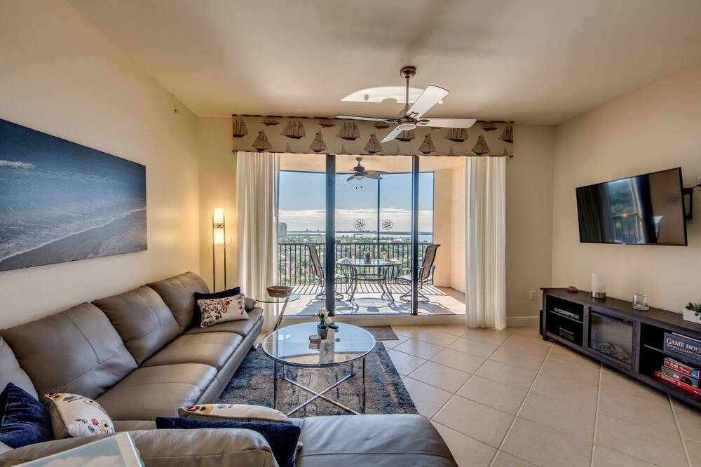 Photo of Livingroom in Cape Harbour