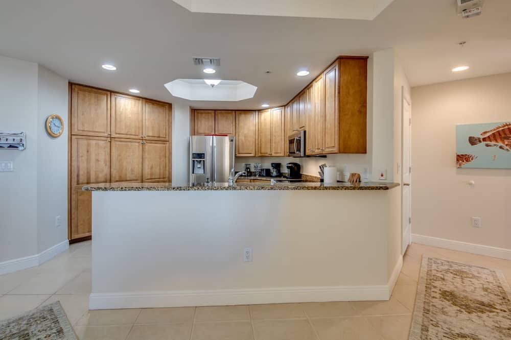 Photo of Kitchen in Cape Harbour