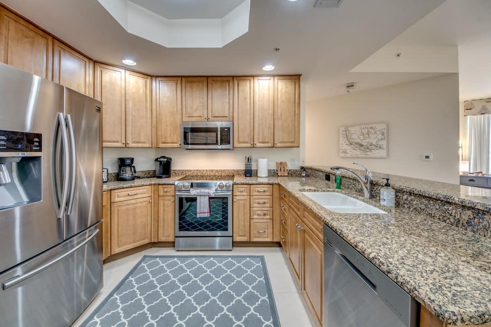 Photo of Kitchen in Cape Harbour