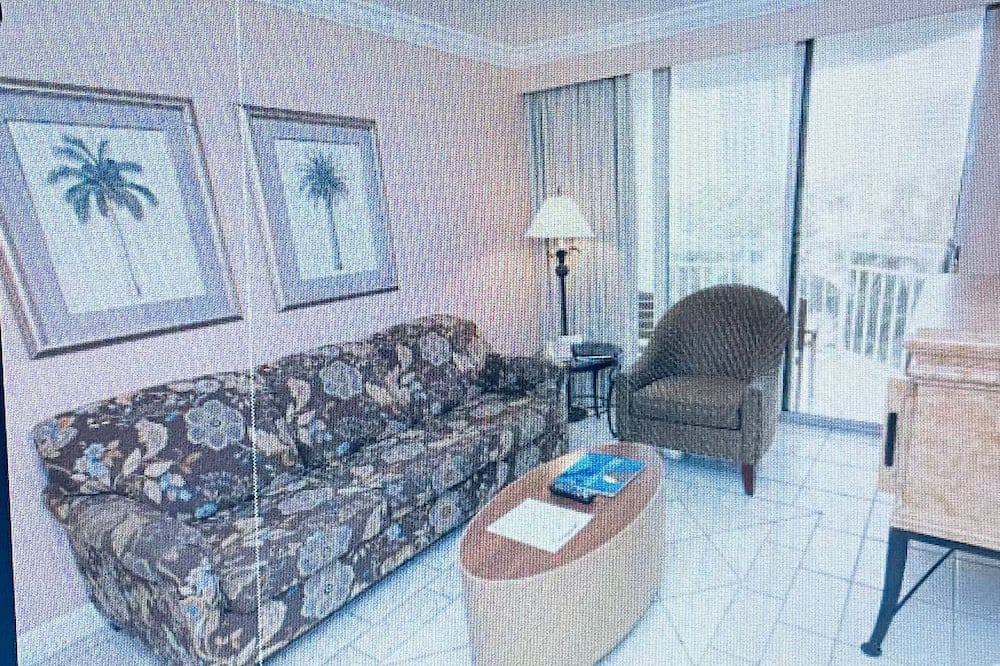 Photo of Livingroom in Florida North Atlantic Coast