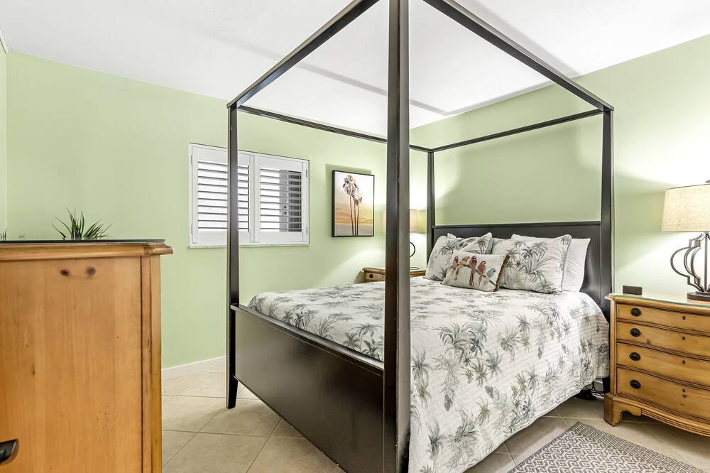 Photo of Bedroom in Fort Myers Beach