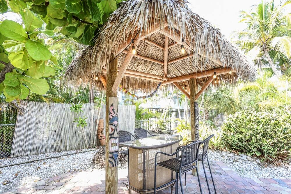 Photo of Outdoor in Mid Island