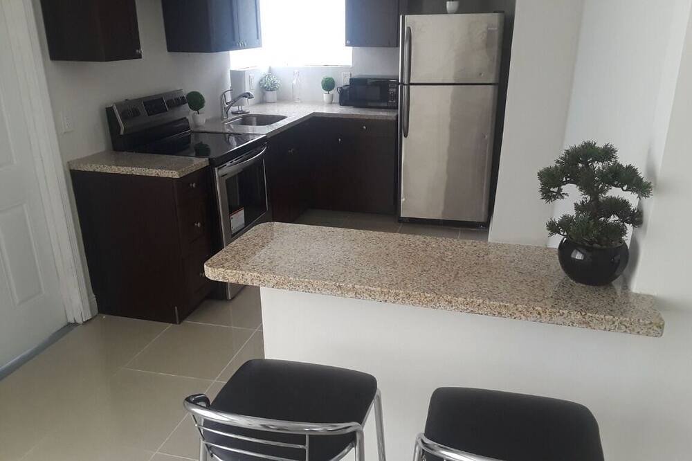 Photo of Kitchen in West Park