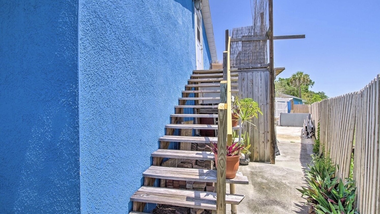 Photo of Outdoor in Palm Shores
