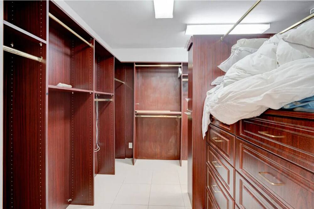 Photo of Bedroom in Davie
