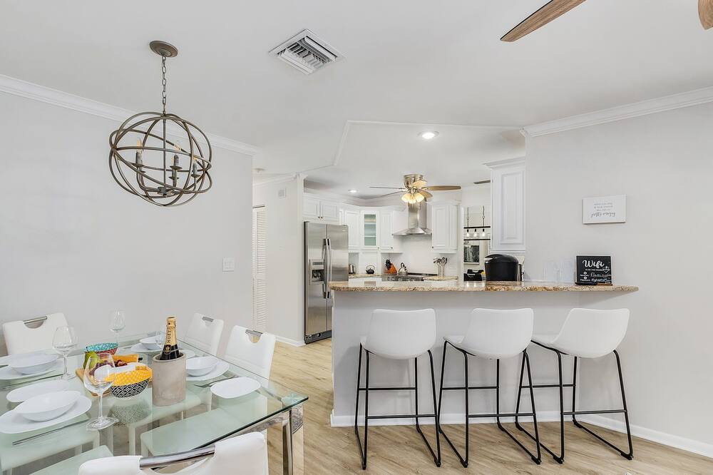 Photo of Kitchen in Palm River Estates