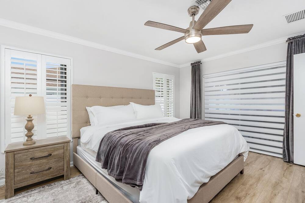 Photo of Bedroom in Palm River Estates