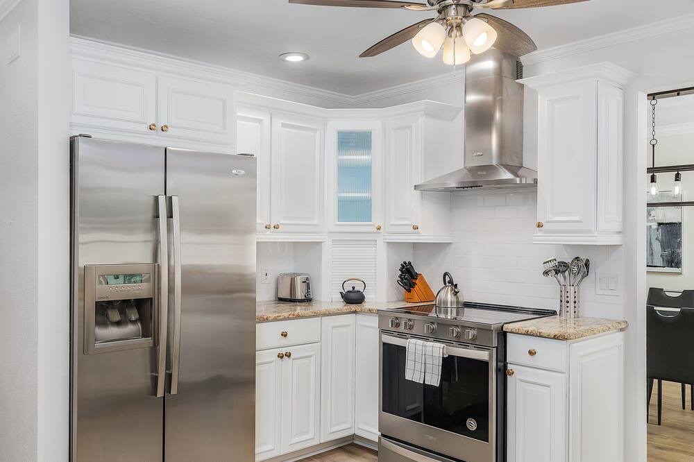 Photo of Kitchen in Palm River Estates