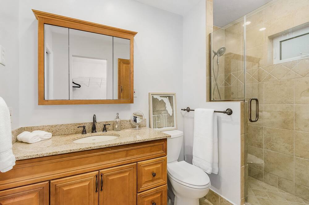 Photo of Bathroom in Palm River Estates