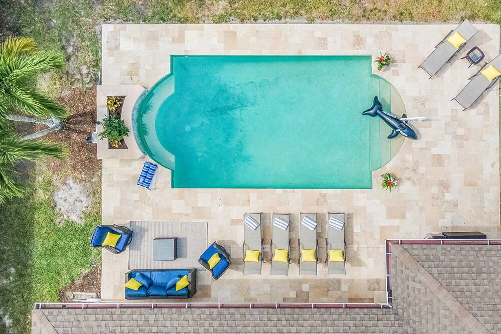 Photo of Outdoor in Palm River Estates