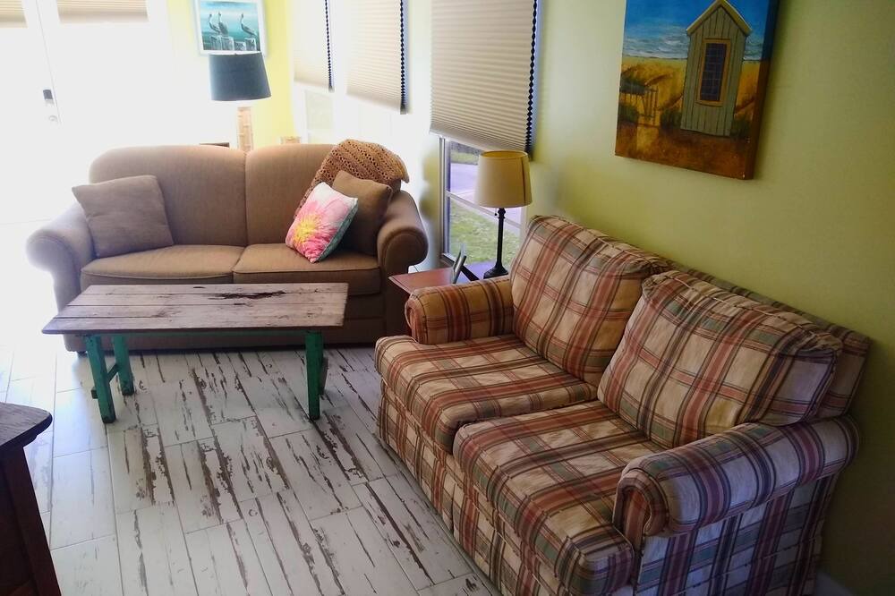 Photo of Livingroom in Hutchinson Island South