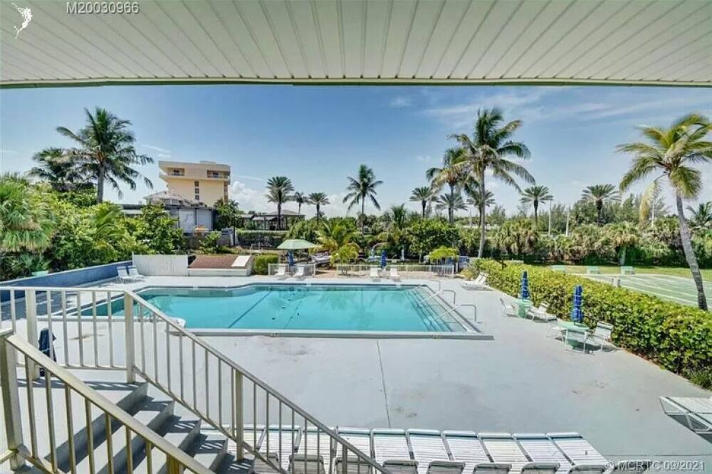 Photo of Outdoor in Hutchinson Island South
