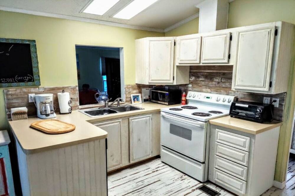 Photo of Kitchen in Hutchinson Island South