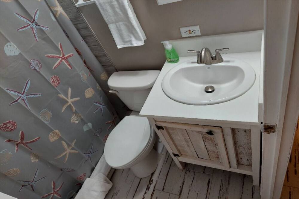 Photo of Bathroom in Hutchinson Island South