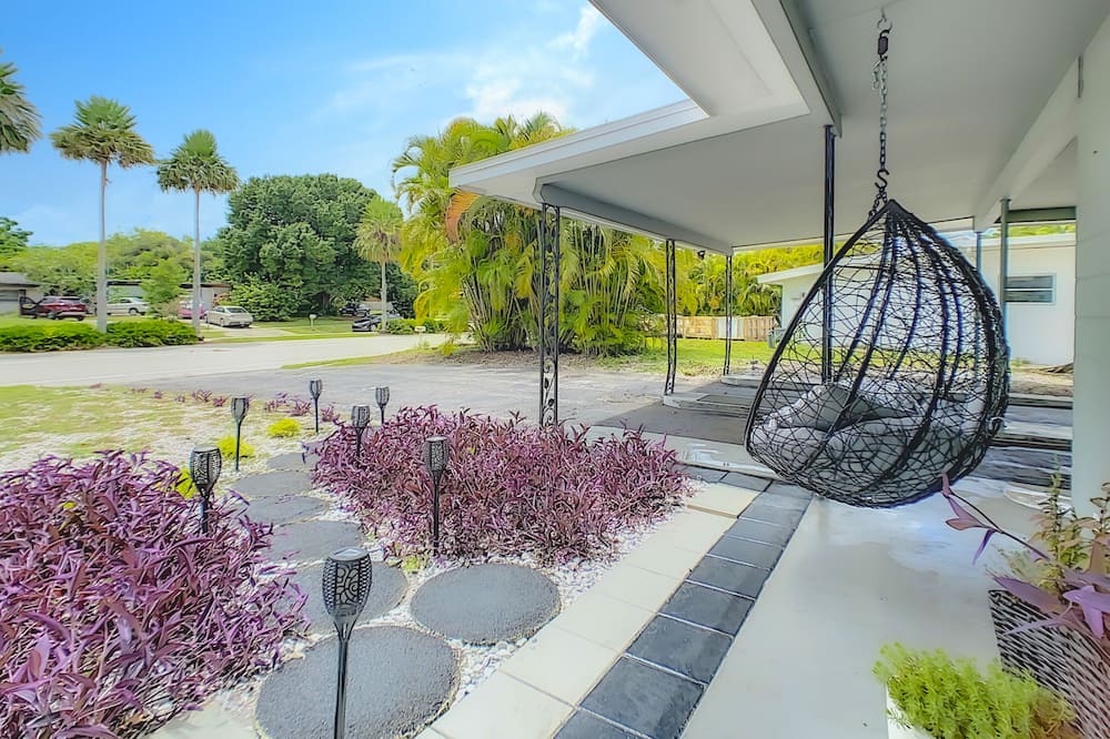 Photo of Outdoor in Southgate