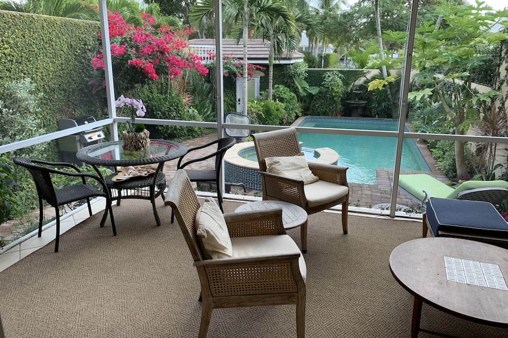 Photo of Outdoor in Old Naples