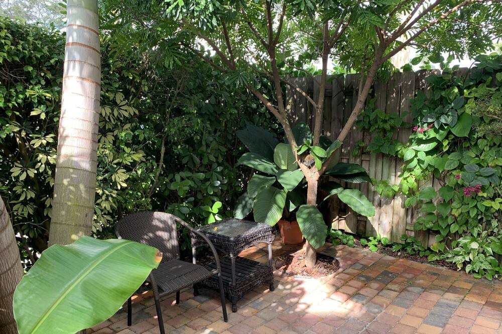 Photo of Outdoor in Old Naples