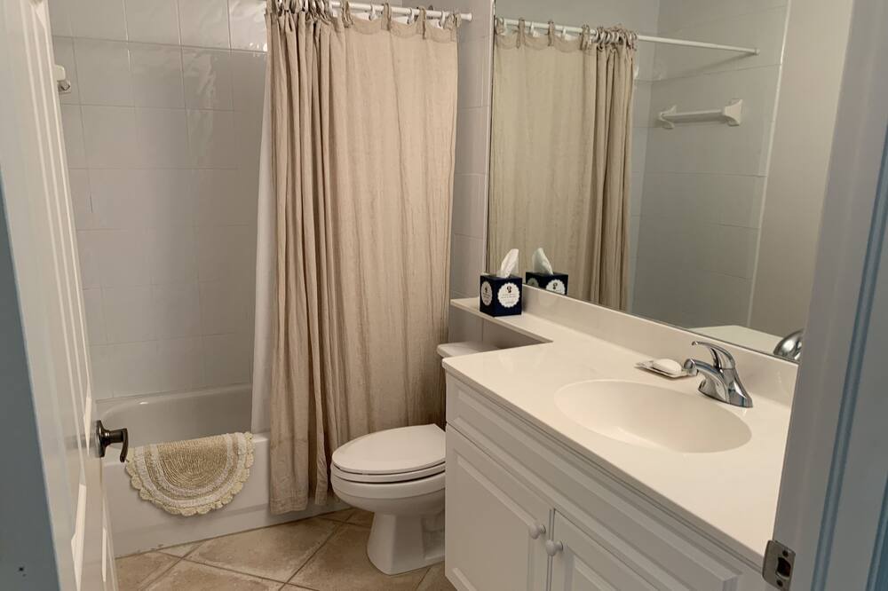 Photo of Bathroom in Old Naples