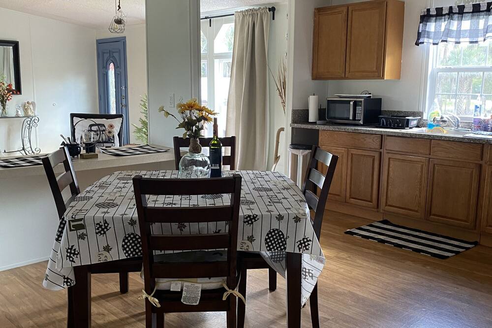 Photo of Kitchen in Clewiston