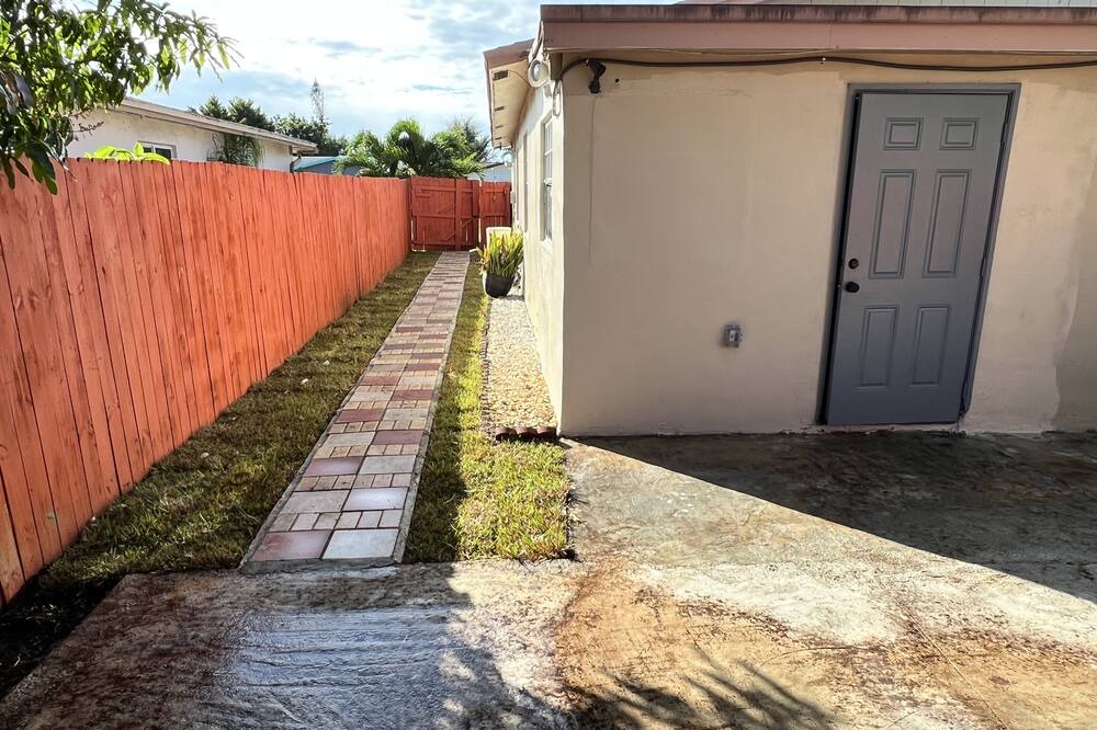 Photo of Others in North Lauderdale