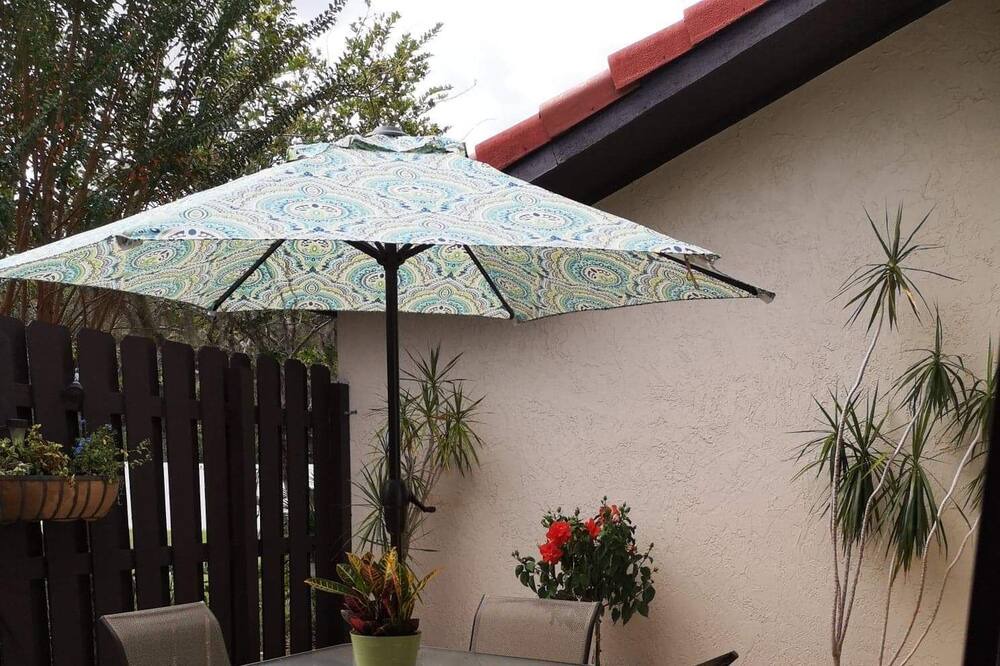 Photo of Patio Balcony in Poinciana