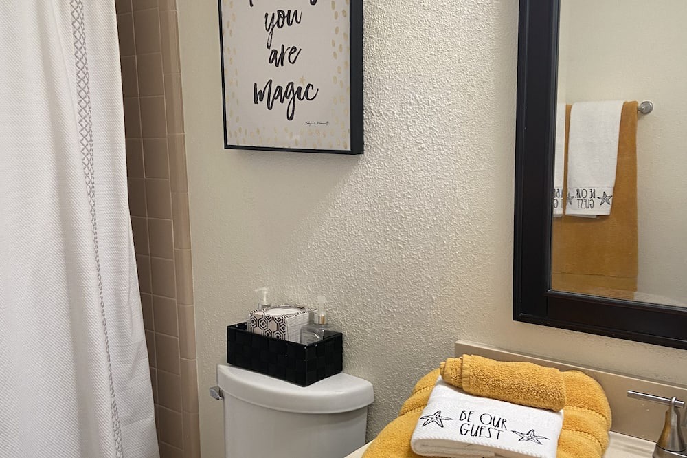 Photo of Bathroom in Poinciana