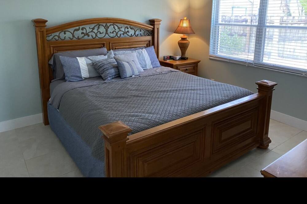 Photo of Bedroom in Hobe Sound